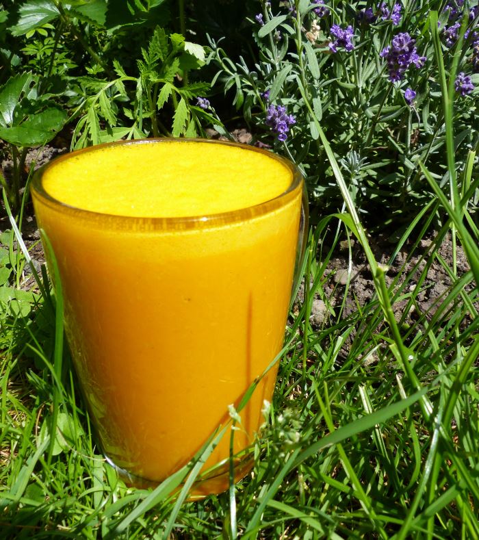 foto van een prachtig geel/oranje sap